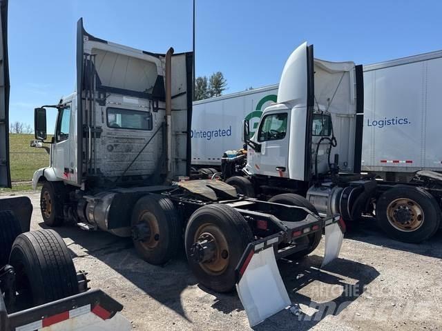 Volvo VNM Тягачі