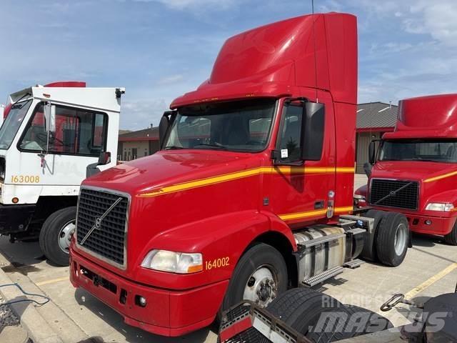 Volvo VNM Тягачі
