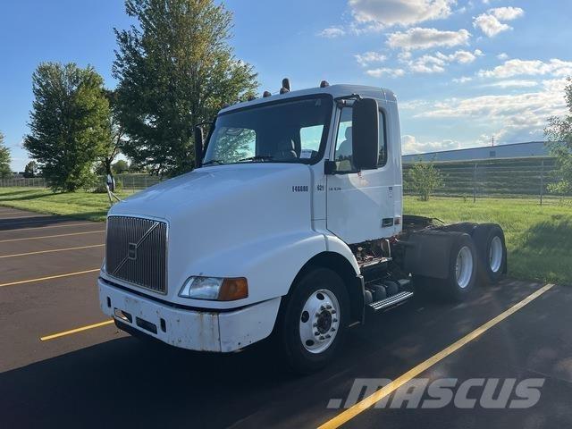 Volvo VNM Тягачі