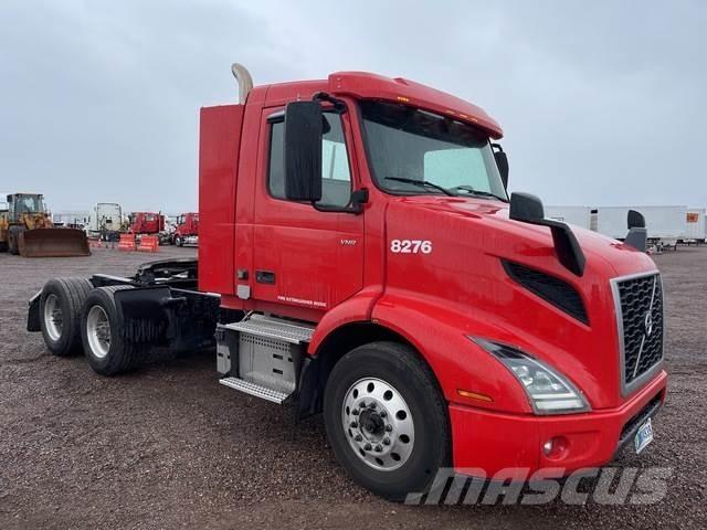 Volvo VNR Тягачі