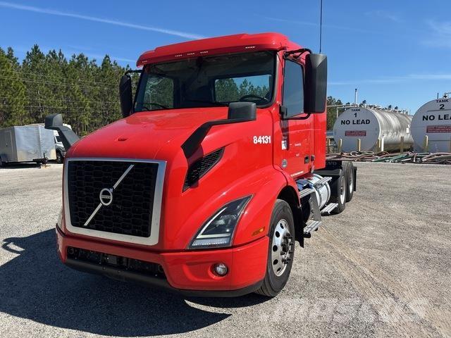 Volvo VNR Тягачі