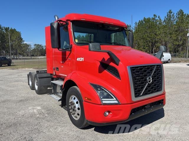 Volvo VNR Тягачі