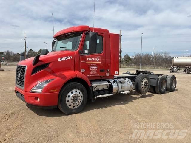 Volvo VNR Тягачі