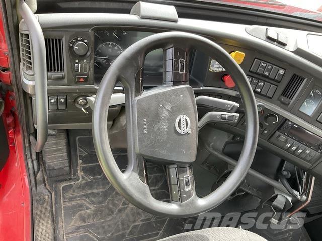 Volvo VNR Тягачі