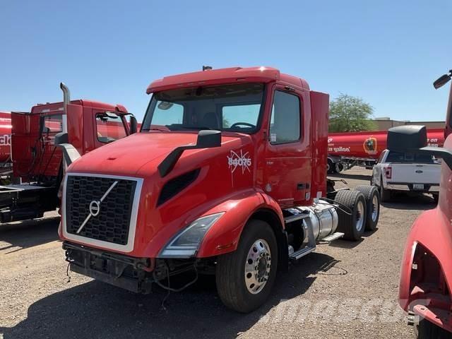 Volvo VNR Тягачі