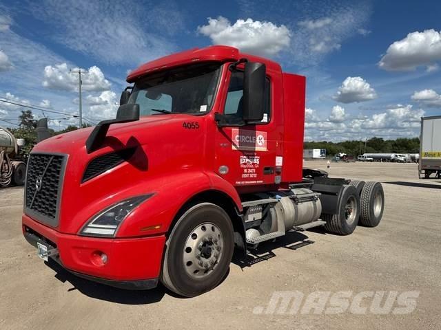 Volvo VNR Тягачі