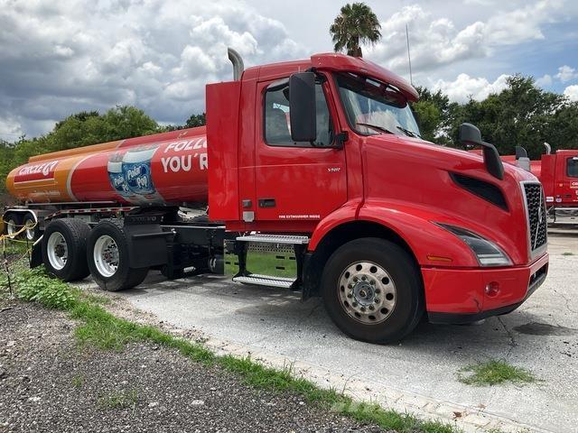 Volvo VNR Тягачі