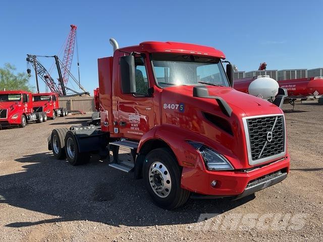 Volvo VNR Тягачі