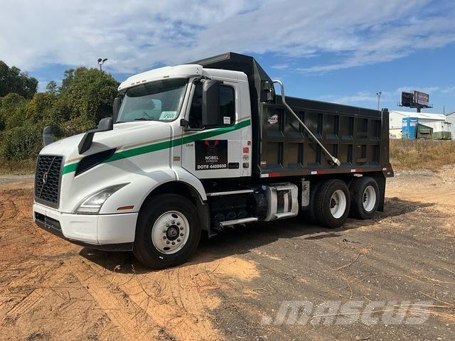 Volvo VNR Самоскиди