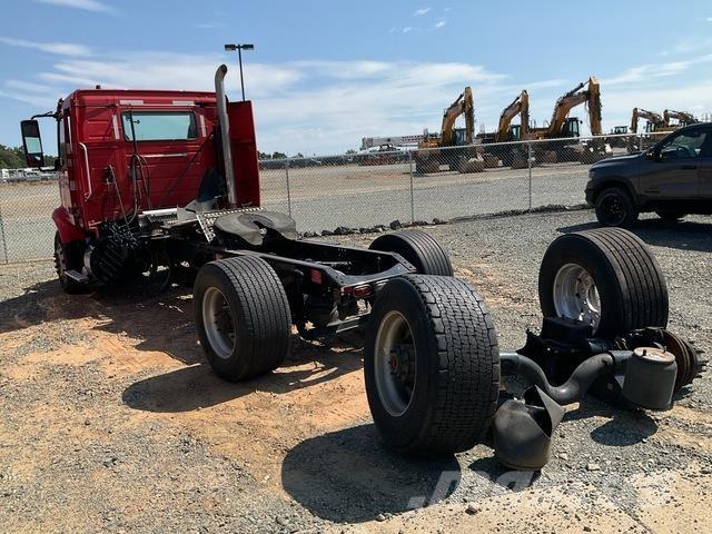 Volvo VNR Тягачі