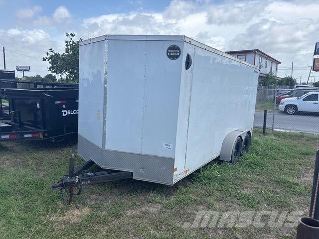 Wells Cargo  Причепи-фургони