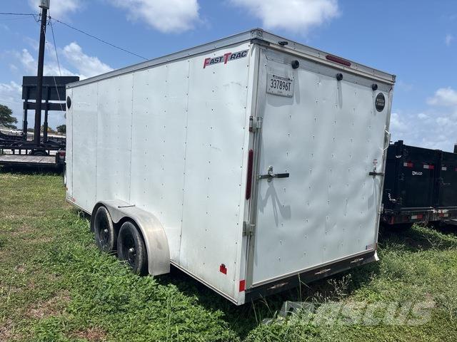 Wells Cargo  Причепи-фургони