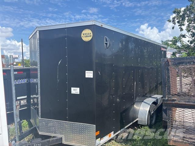 Wells Cargo  Причепи-фургони