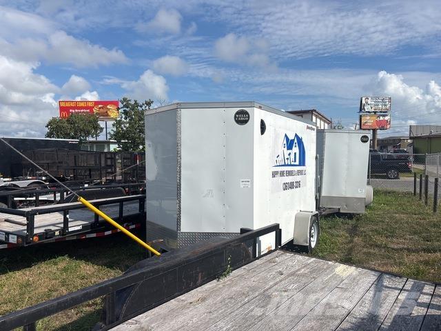 Wells Cargo  Причепи-фургони