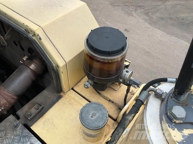 Wirtgen WR2400 Ущільнювачі грунту