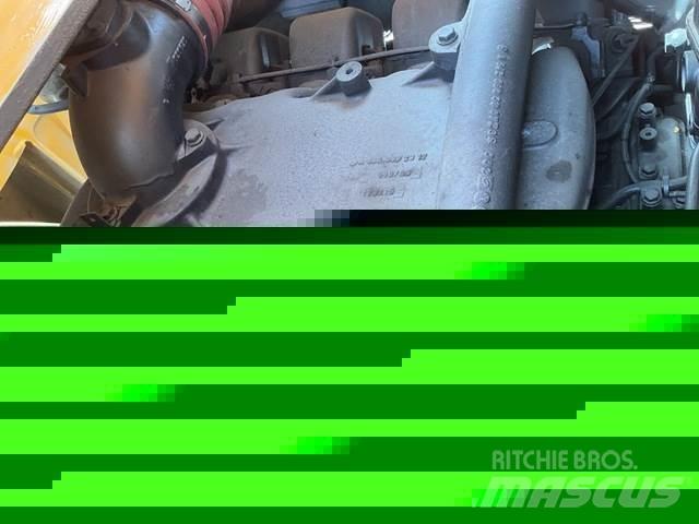 XCMG QAY260 автокрани