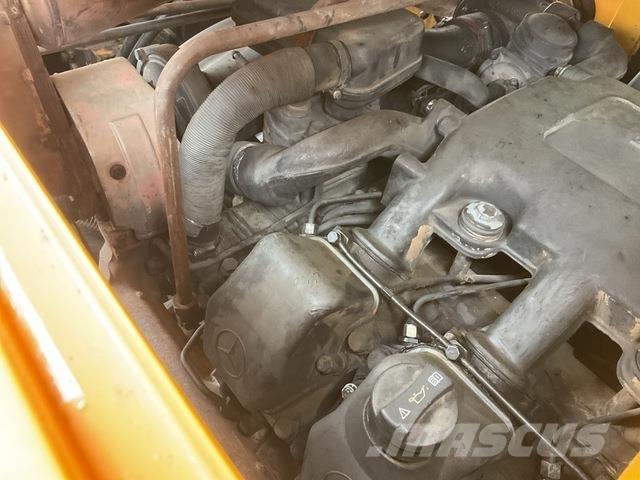 XCMG QAY300 автокрани
