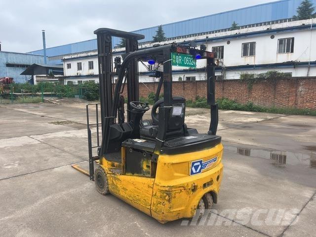 XCMG XCB-TW18 Електронавантажувачі