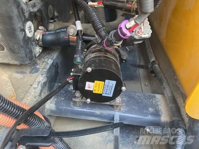XCMG XE215E Гусеничні екскаватори