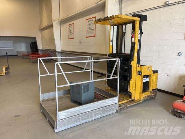 Yale OS030EC Підбірник заказів із середніх ярусів