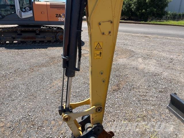 Yanmar B3-6A Міні-екскаватори < 7т
