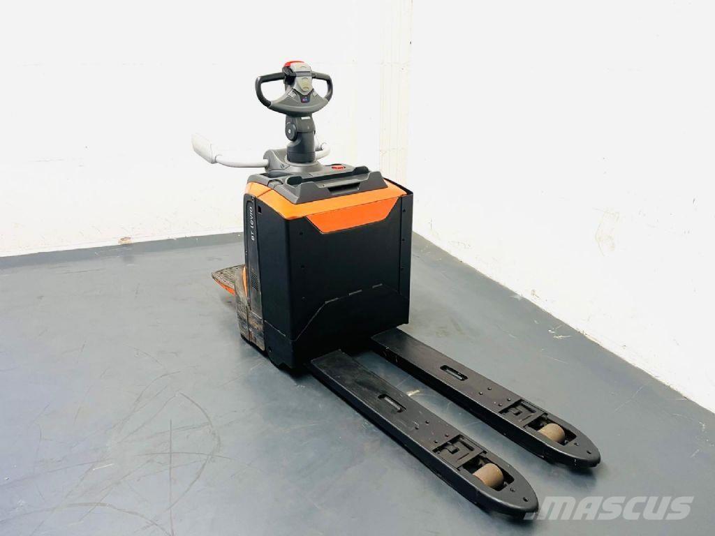 BT LPE 200 Штабелери