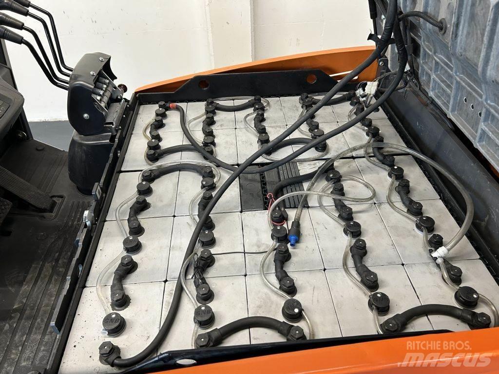 Doosan B25S-7 Електронавантажувачі