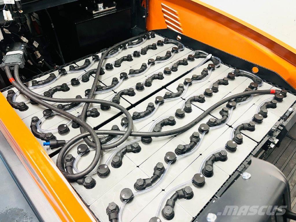 Doosan B50X-7 Електронавантажувачі