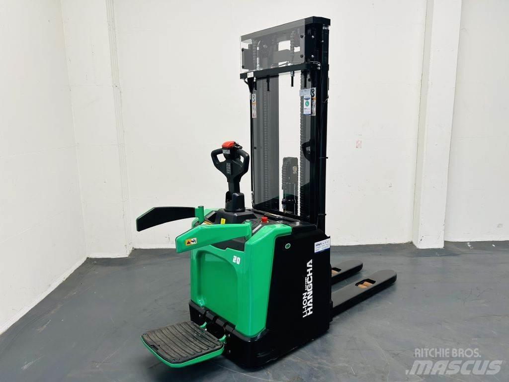 Hangcha CDD20-XT1S-SI Самохідні електроштабелери