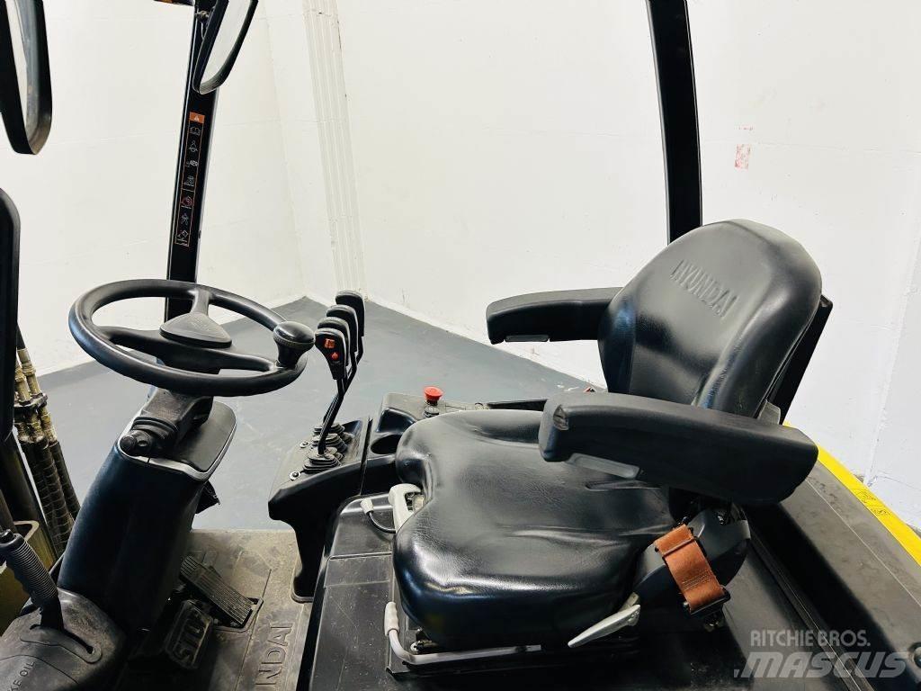 Hyundai 20BT-9 Електронавантажувачі