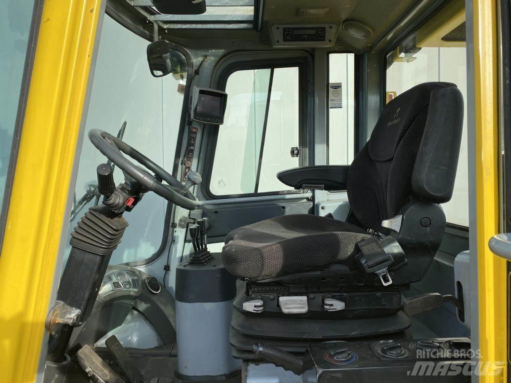 Hyundai 80D-7E Дизельні навантажувачі