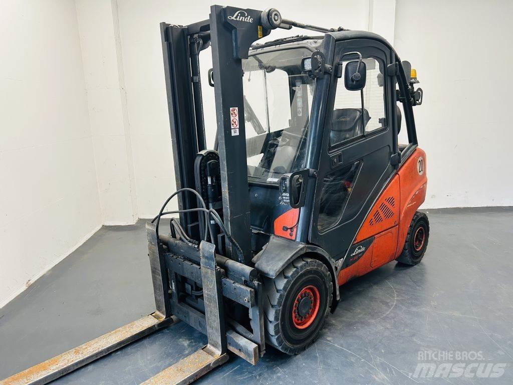 Linde H35D Дизельні навантажувачі