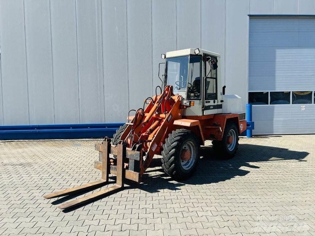 Schaeff KL835 Міні-навантажувачі