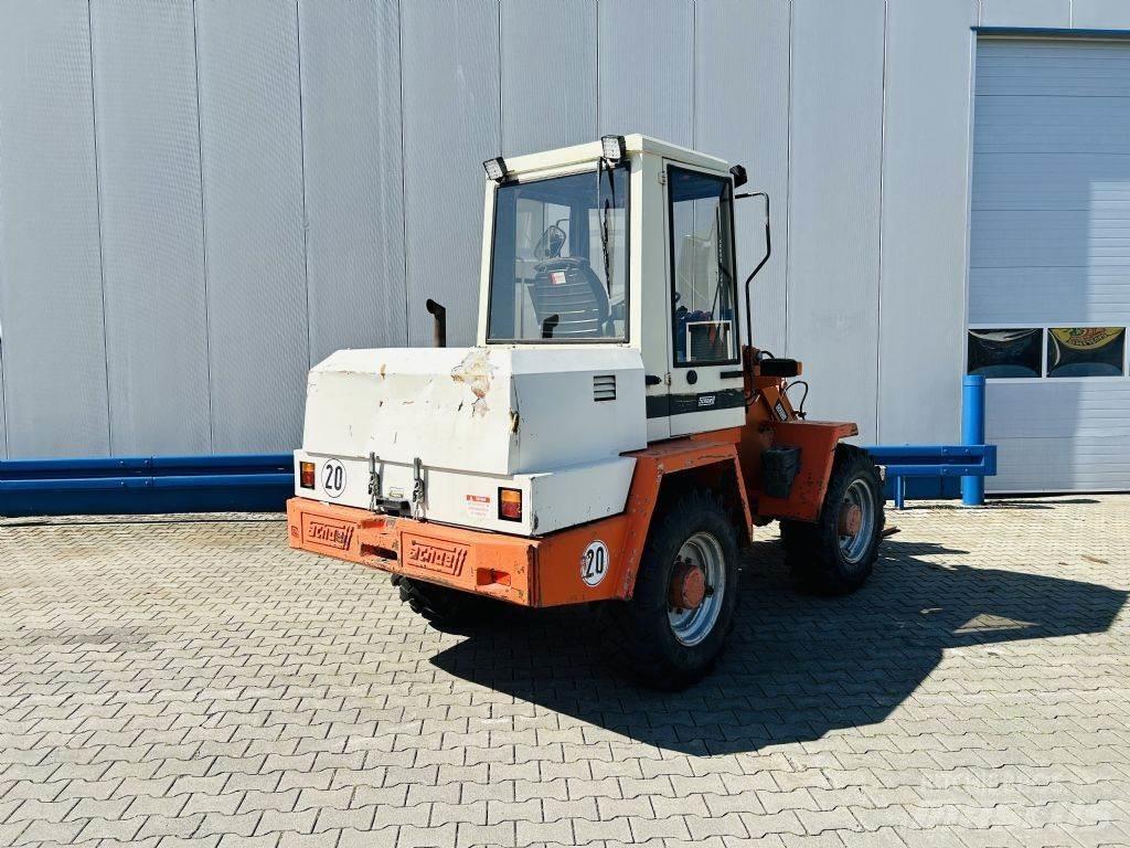 Schaeff KL835 Міні-навантажувачі