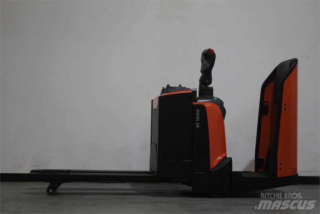Toyota LPE200 Штабелери