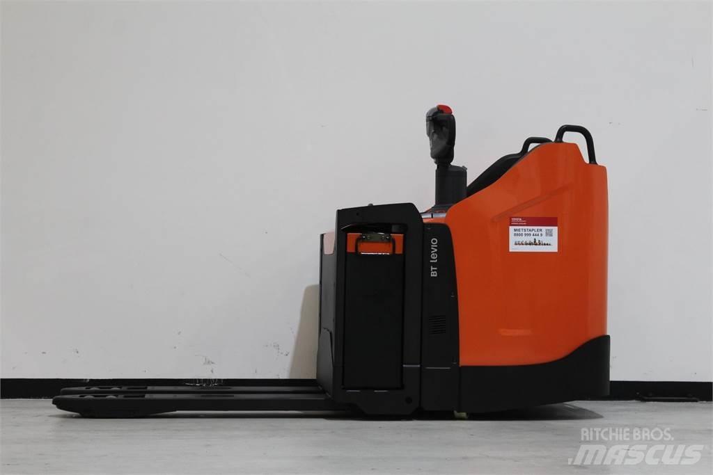 Toyota LPE220 Штабелери