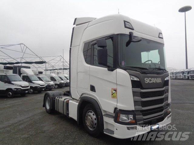 Scania R450 Тягачі