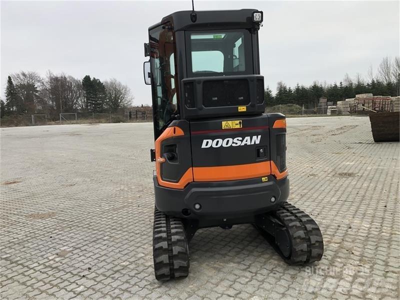 Doosan DX27Z-7 Міні-екскаватори < 7т