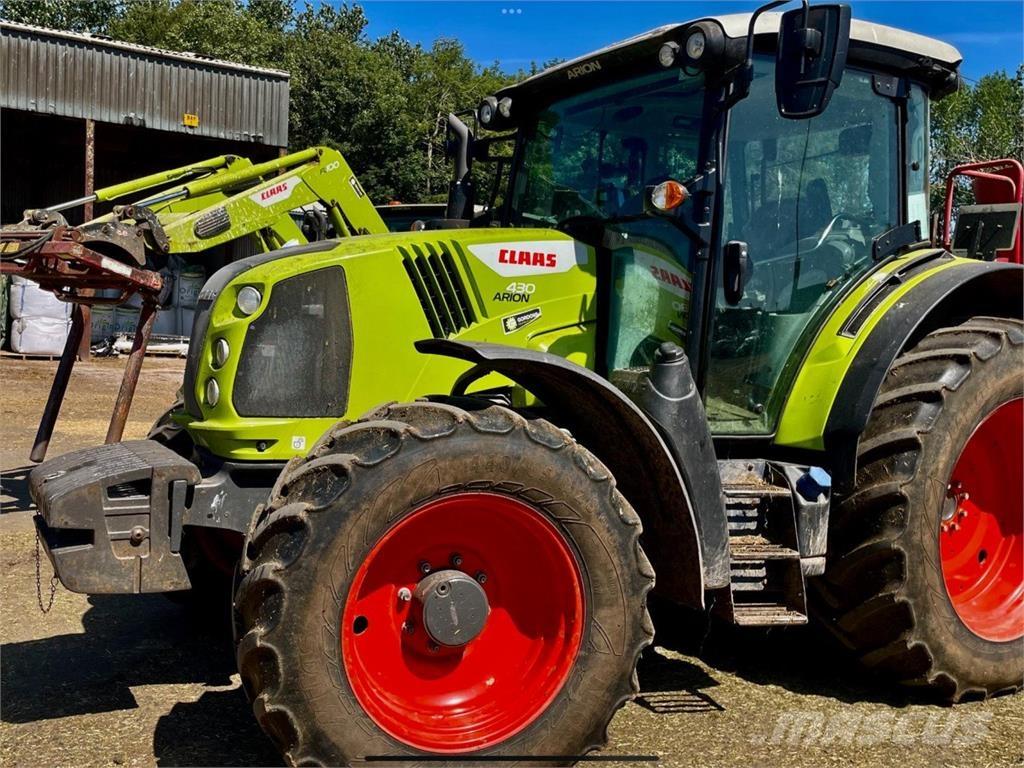 CLAAS ARION 430 Трактори