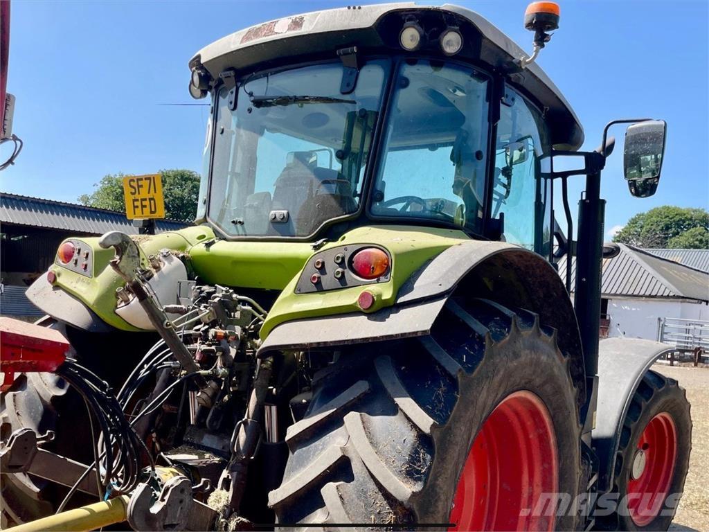 CLAAS ARION 430 Трактори