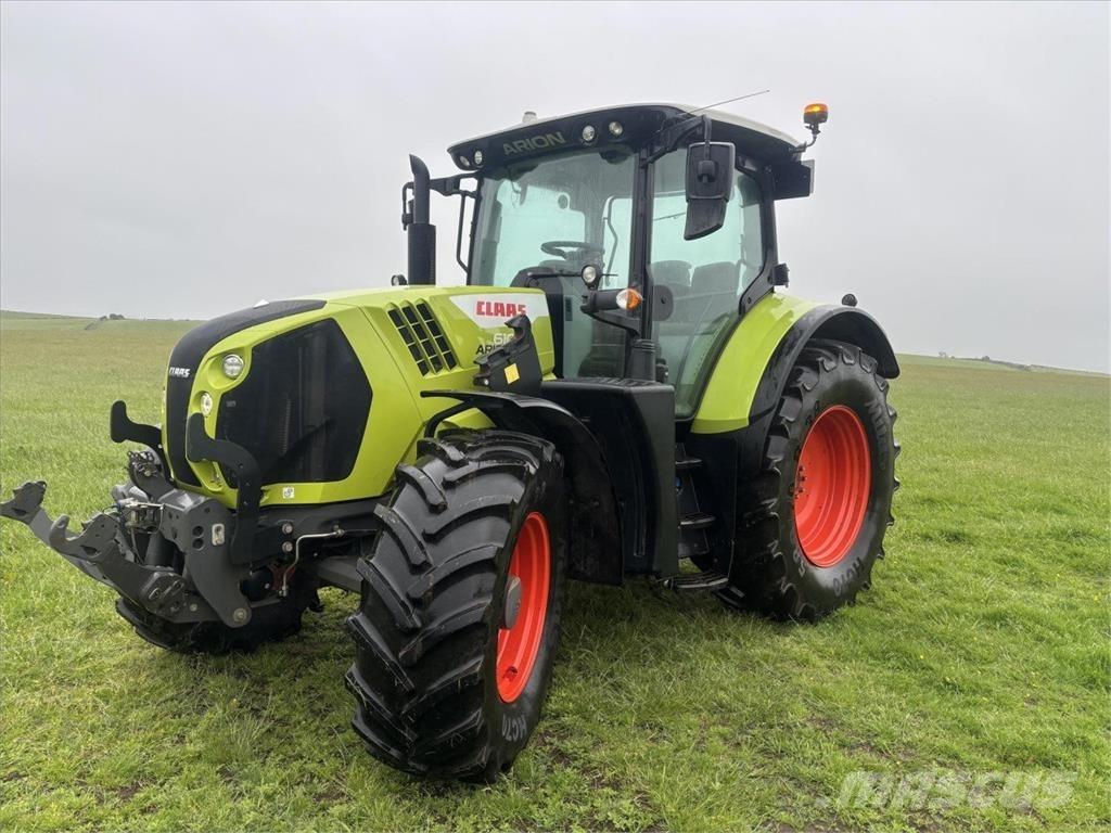 CLAAS ARION 610 Трактори