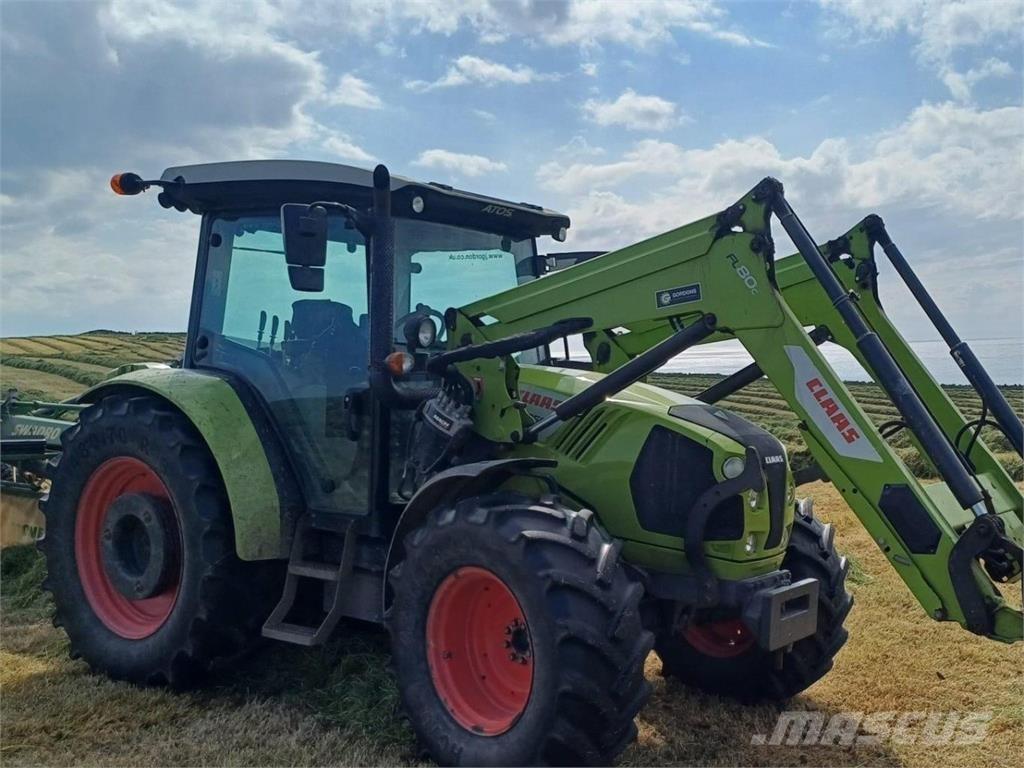CLAAS ATOS 350 CX Трактори