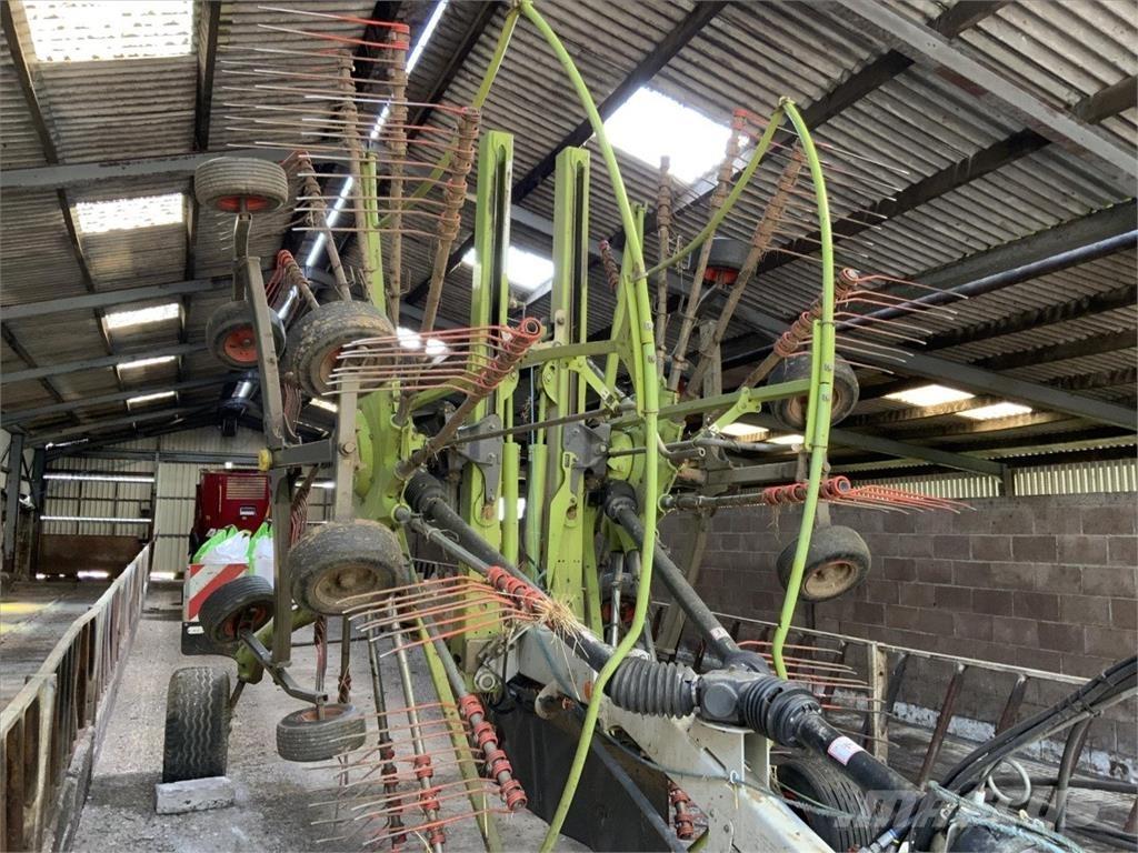 CLAAS LINER 2900 Граблі і сінозворушувачі