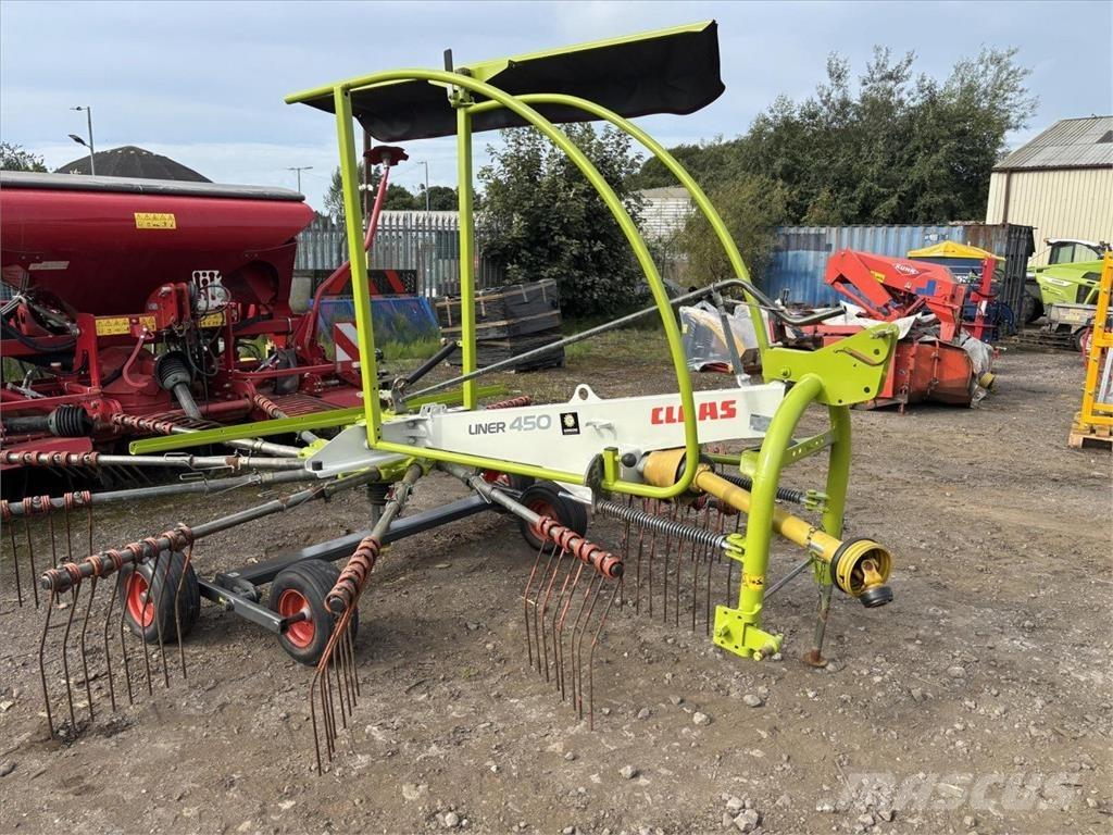 CLAAS LINER 450 Граблі і сінозворушувачі