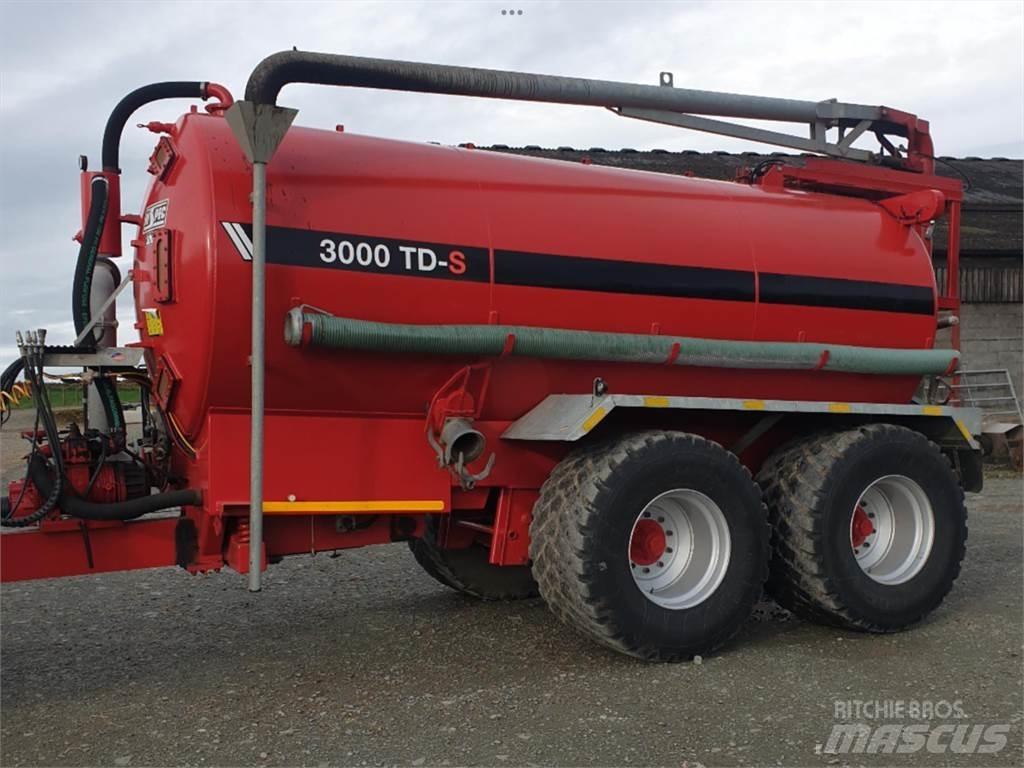 Hi-Spec 3000 TD-S Розсіювачі гною