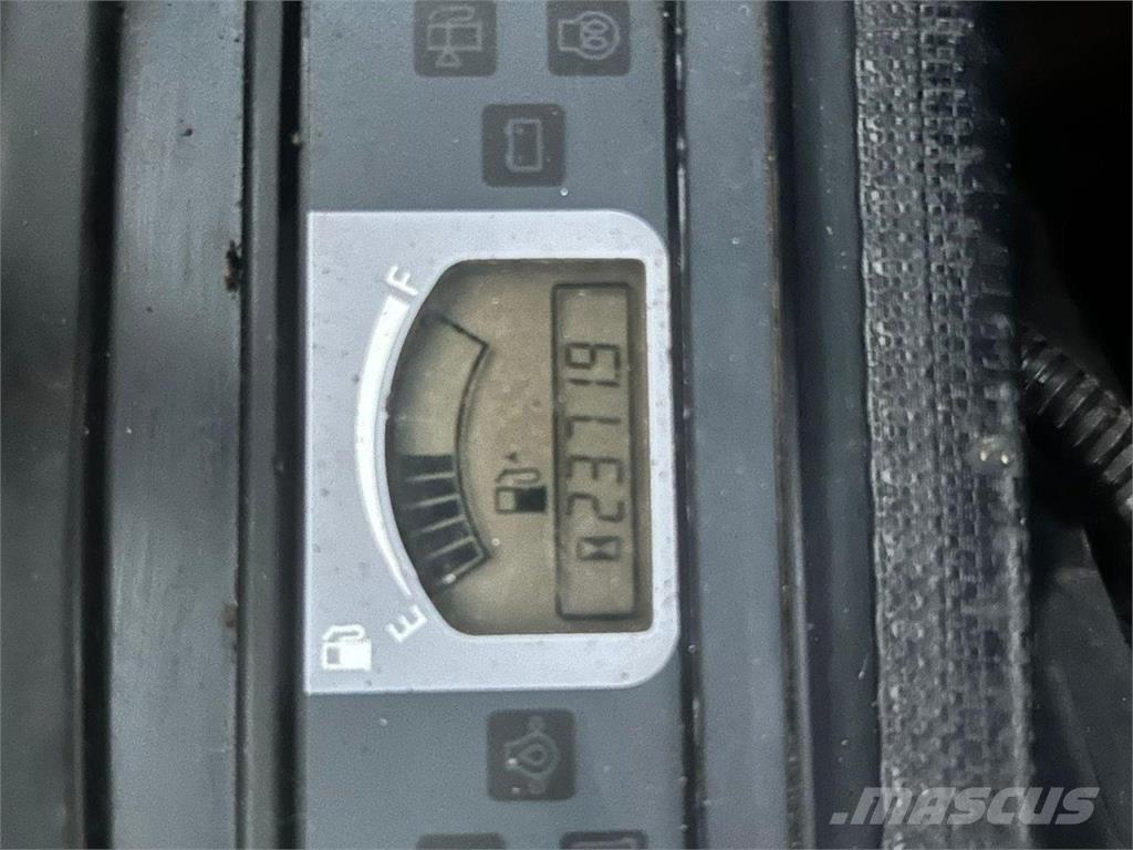 Hitachi ZAXIS 26U Сільгосптехніка - Інші