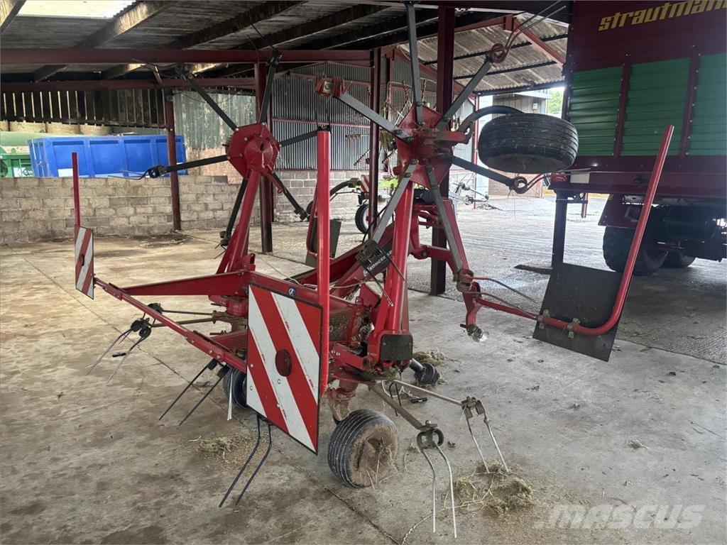 Kongskilde Z555 Граблі і сінозворушувачі