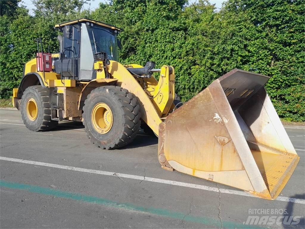 CAT 950M Фронтальні навантажувачі