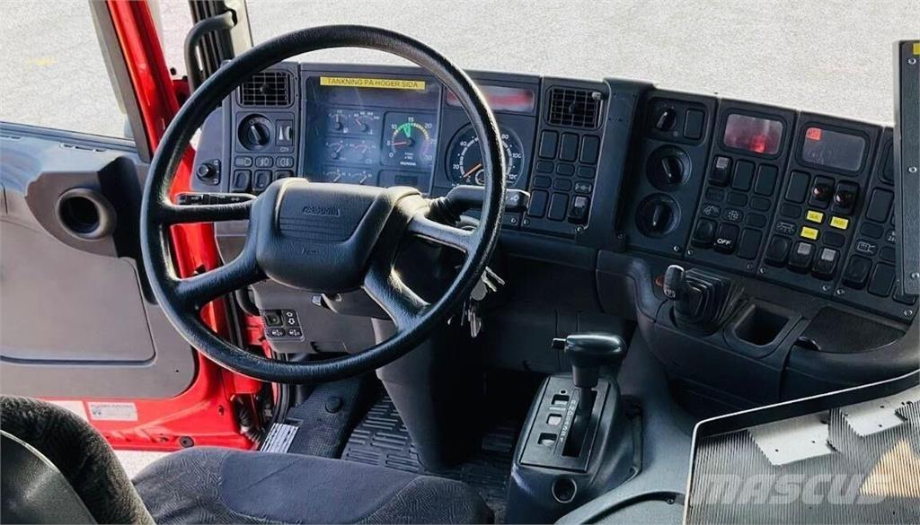 Scania 94G Пожежні машини та устаткування