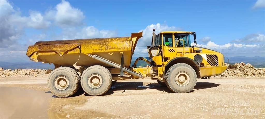 Volvo A35D Зчленовані самоскиди